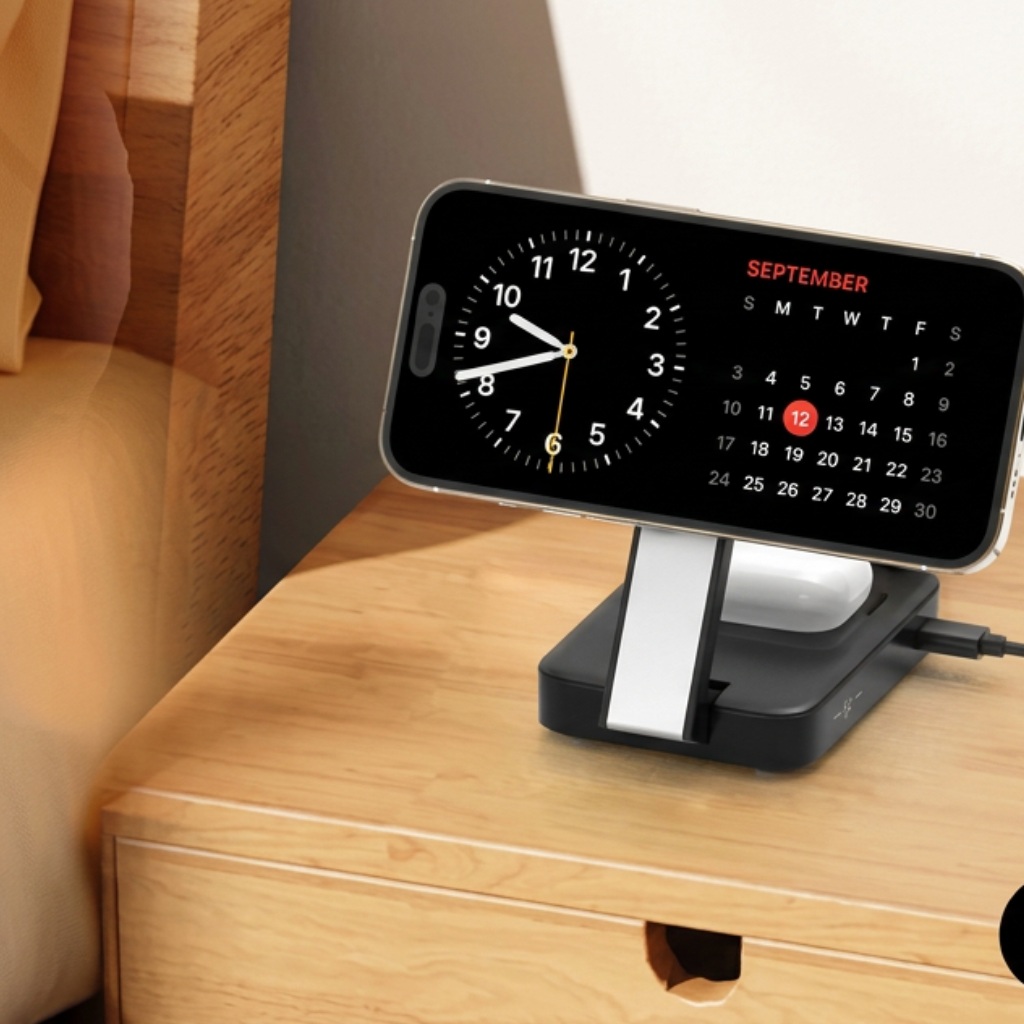3-in-1 MagSafe Charging Stand (iPhone, Apple Watch, AirPods)